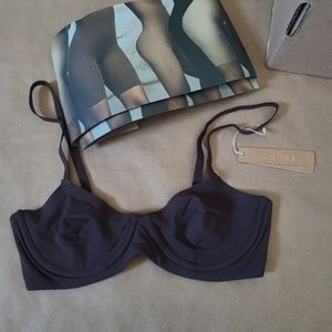 SKIMS Unlined Demi Bra